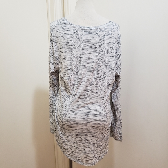 Very Wang Blouse - Picture 4 of 4